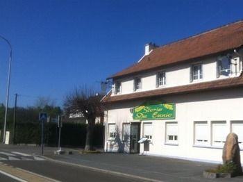 Storia Da Ennio Hotel La Verrière